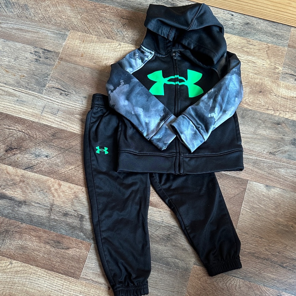 Under Armour Black and Neon Green Kids Set